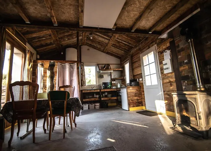 De L'oasis* De La Pastissiere, Un Eco Lieu En Permaculture Сasa de vacaciones Mèze